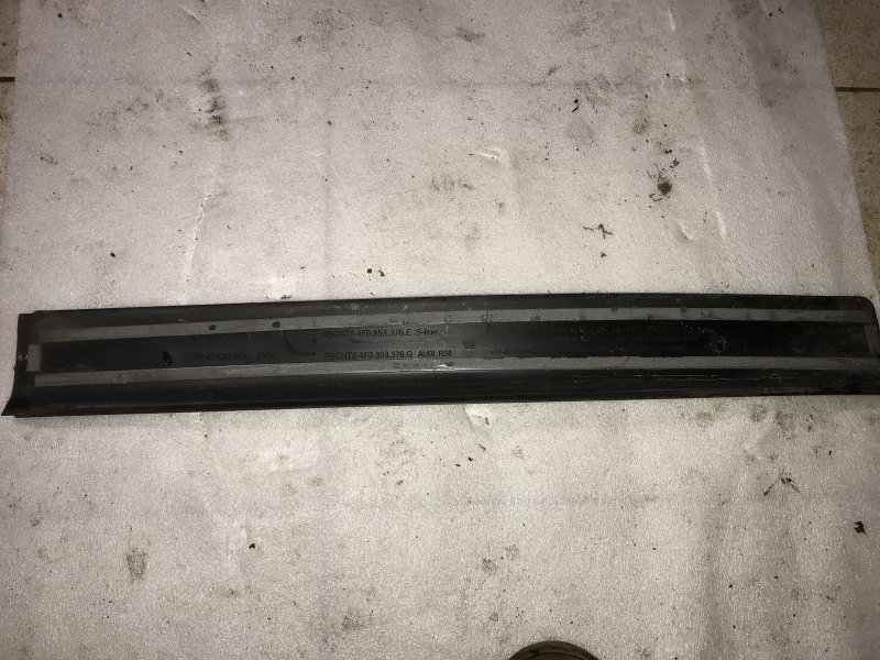 Накладка на порог AUDI A6 C6 2009 4F2