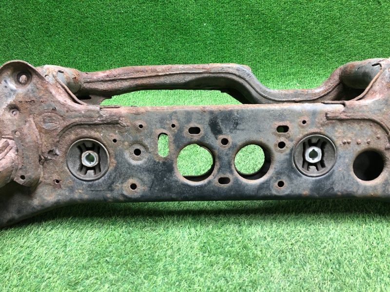 Подрамник AUDI A6 C7 2011 4G2