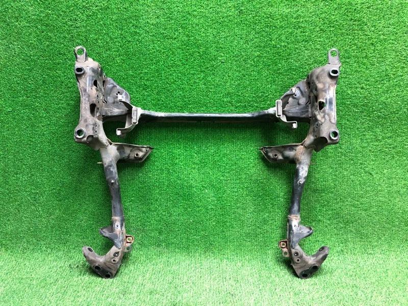 Подрамник AUDI A6 C7 2011 4G2