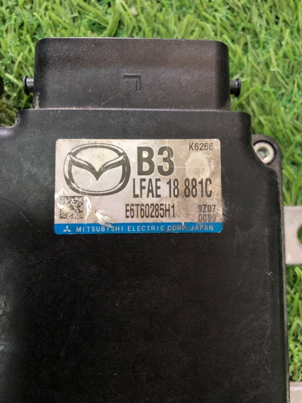 Блок управления двс Mazda 3