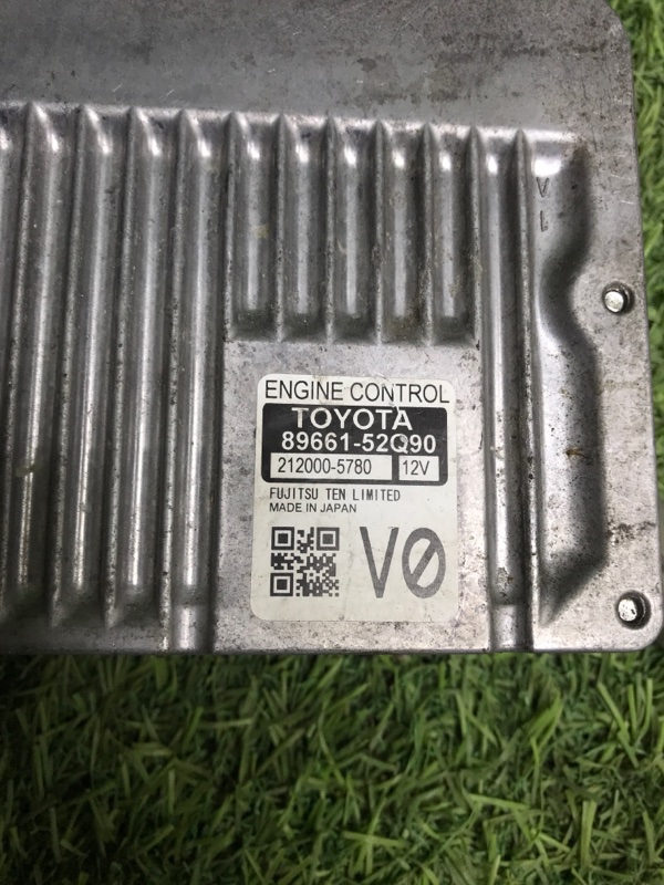 Блок управления двс TOYOTA Vitz