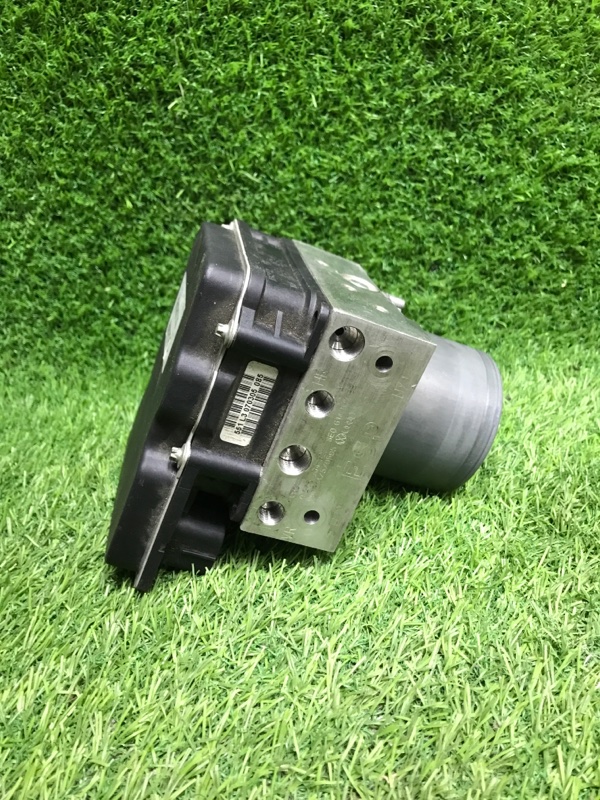 Блок abs AUDI A4 2005 B7