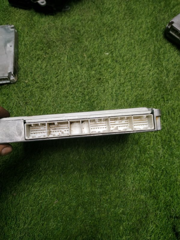 Блок управления двс Toyota Wish ANE11