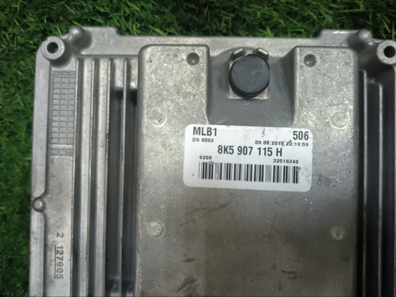 Блок управления двс AUDI A4 2011 B8