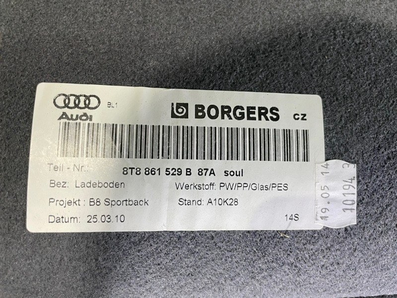 Пол багажника AUDI S5 SPORTBACK 2014 8T2
