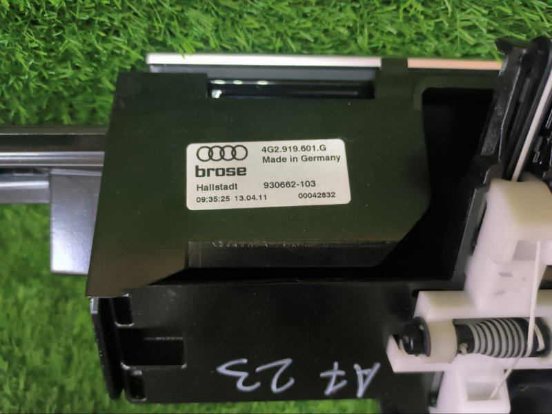 Экран AUDI A7 SPORTBACK 2011 4G5