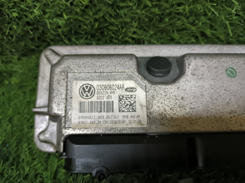 Блок управления двс VOLKSWAGEN POLO