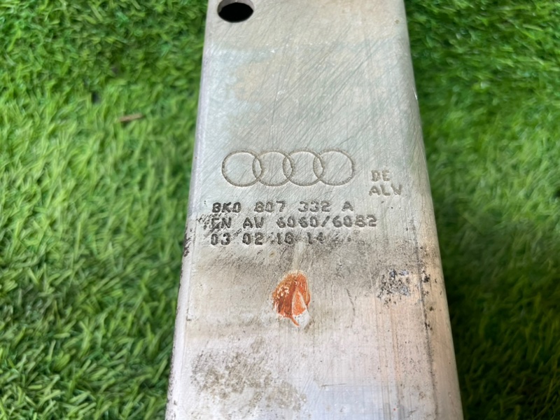 Кронштейн усилителя бампера AUDI S5 SPORTBACK 2014 8T2