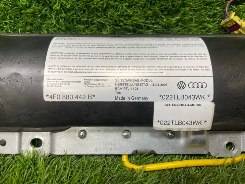 Подушка безопасности AUDI A6 C6 2010 4F2