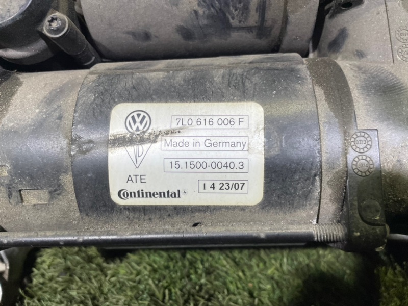 Компрессор пневмоподвески VOLKSWAGEN TOUAREG 2007 7L
