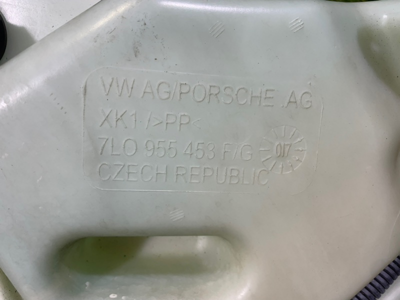 Бачок омывателя VOLKSWAGEN TOUAREG 2007 7L