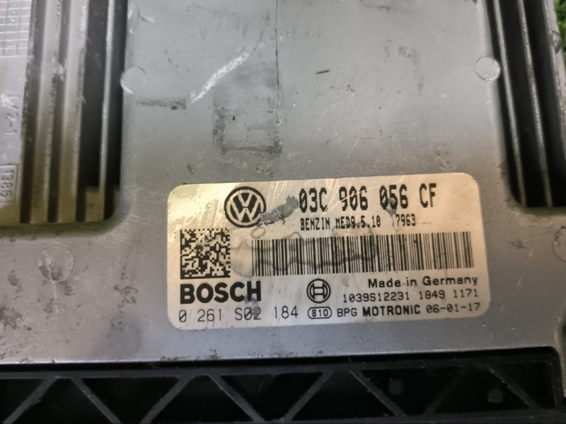 Блок управления двс Volkswagen Golf