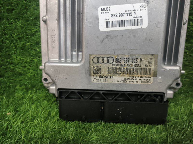 Блок управления двс AUDI A5 2010 8T5