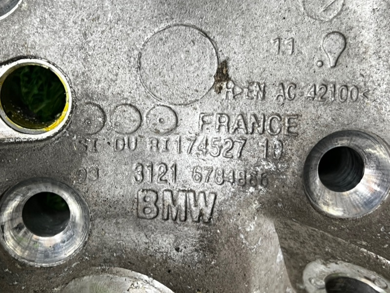 Кулак поворотный BMW X1 2011 E84
