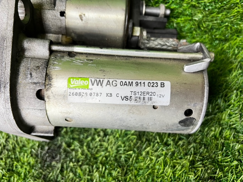 Стартер Volkswagen Golf 5K1