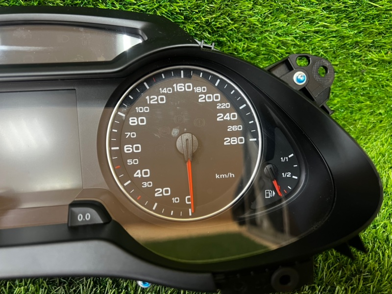 Панель приборов AUDI A4 2011 B8