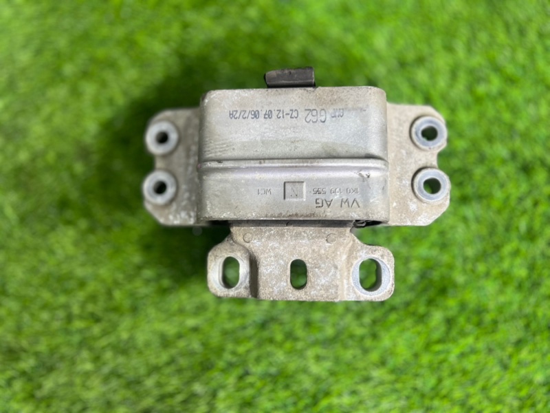 Подушка кпп AUDI A3 2006 8P