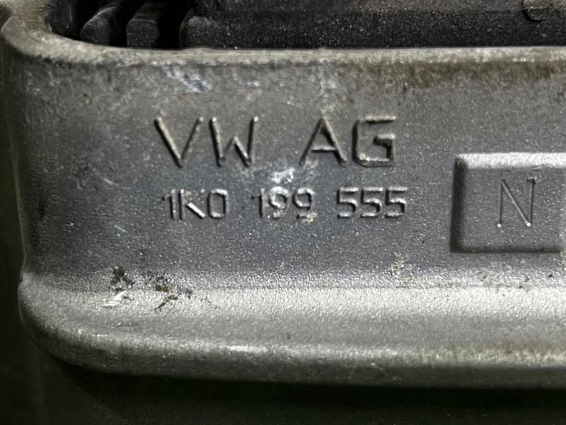 Подушка кпп AUDI A3 2006 8P