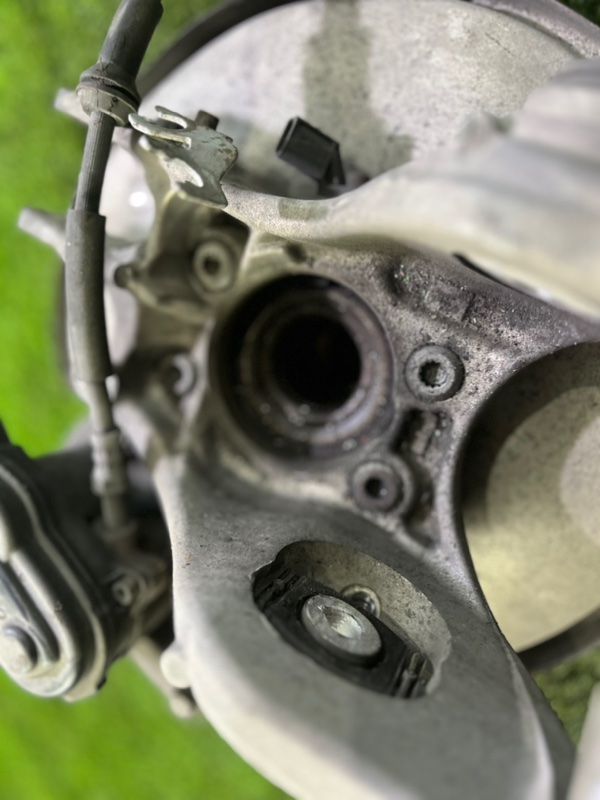 Кулак поворотный AUDI A5 2011 8T5