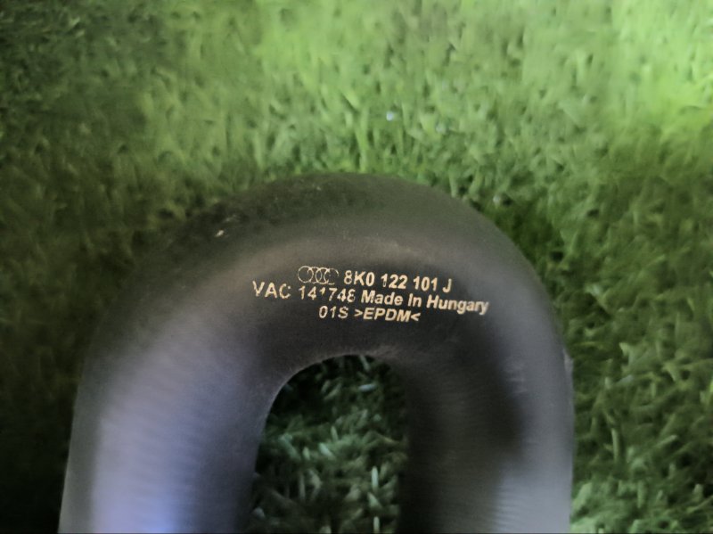 Патрубок системы охлаждения AUDI S5 SPORTBACK 2014 8T2