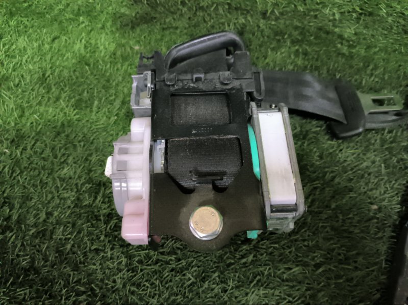 Ремень безопасности AUDI A4 2011 B8