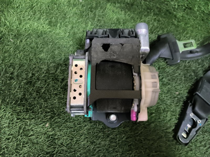 Ремень безопасности AUDI A4 2011 B8