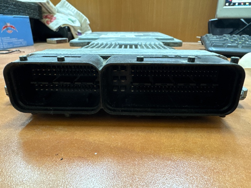 Блок управления двс AUDI A6 2012 C7