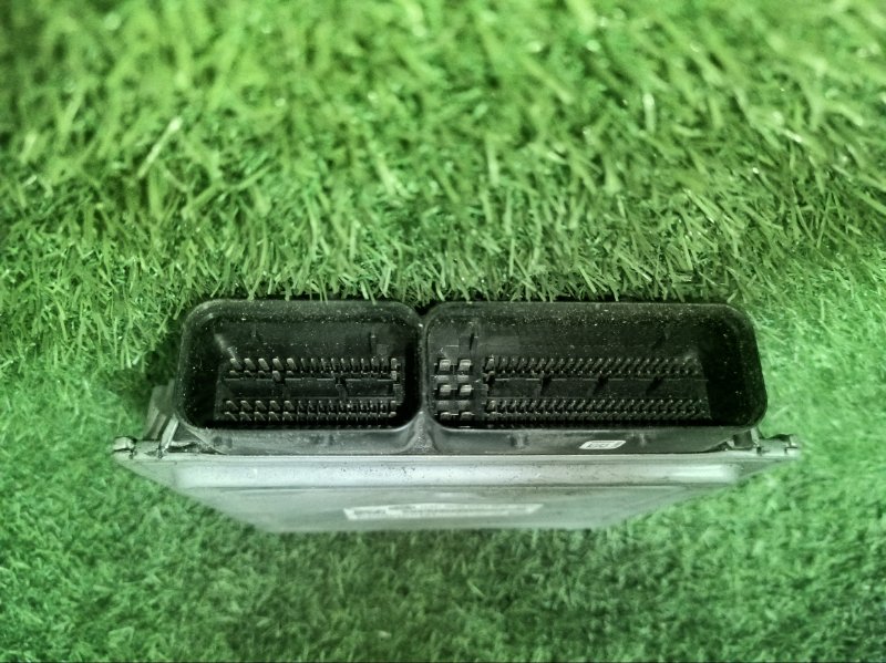 Блок управления двс VOLKSWAGEN Polo