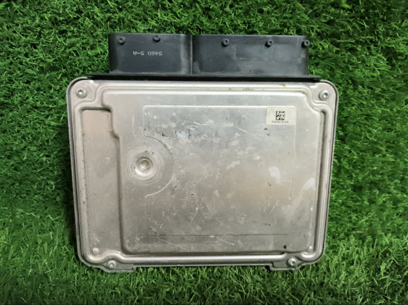 Блок управления двс AUDI A1