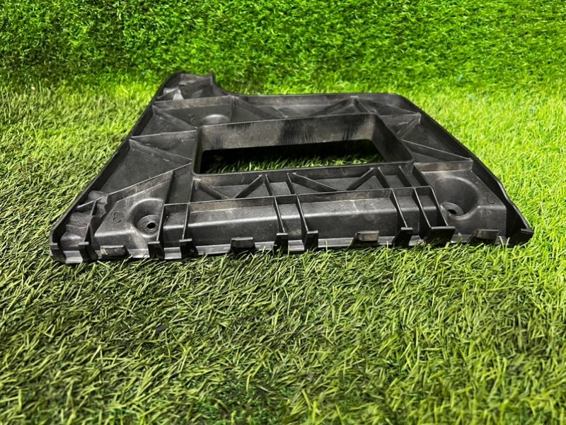 Кронштейн бампера AUDI A5 2011 8T5