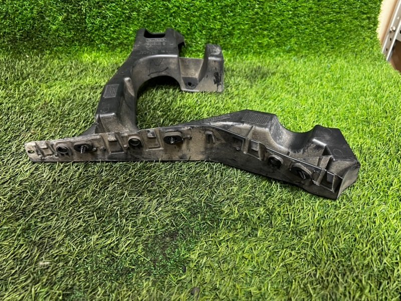 Кронштейн бампера PEUGEOT 308 SW 2011 T7