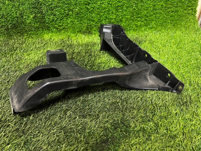 Кронштейн бампера PEUGEOT 308 SW 2011 T7