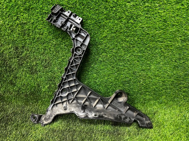 Кронштейн бампера AUDI A3 2006 8P