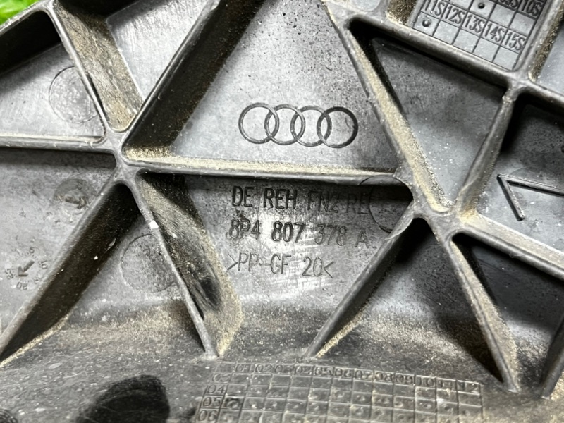 Кронштейн бампера AUDI A3 2006 8P