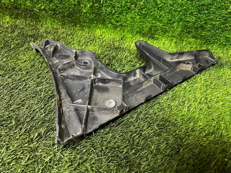 Кронштейн бампера AUDI A6 C6 2006 4F2