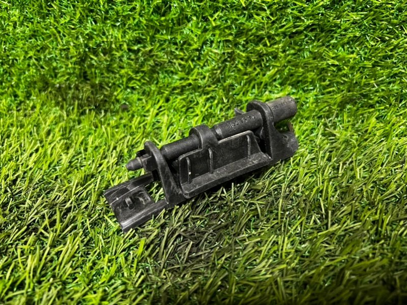 Кронштейн бампера AUDI A5 2010 8T5