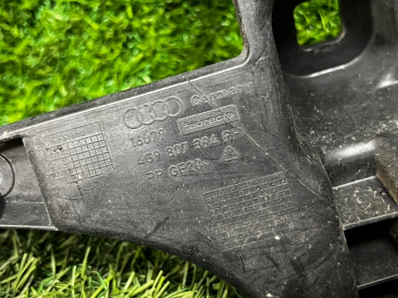 Кронштейн бампера AUDI A6 C7 AVANTE 2012 4G