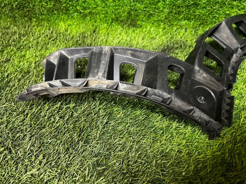 Кронштейн бампера VOLKSWAGEN TIGUAN 2009 5N1