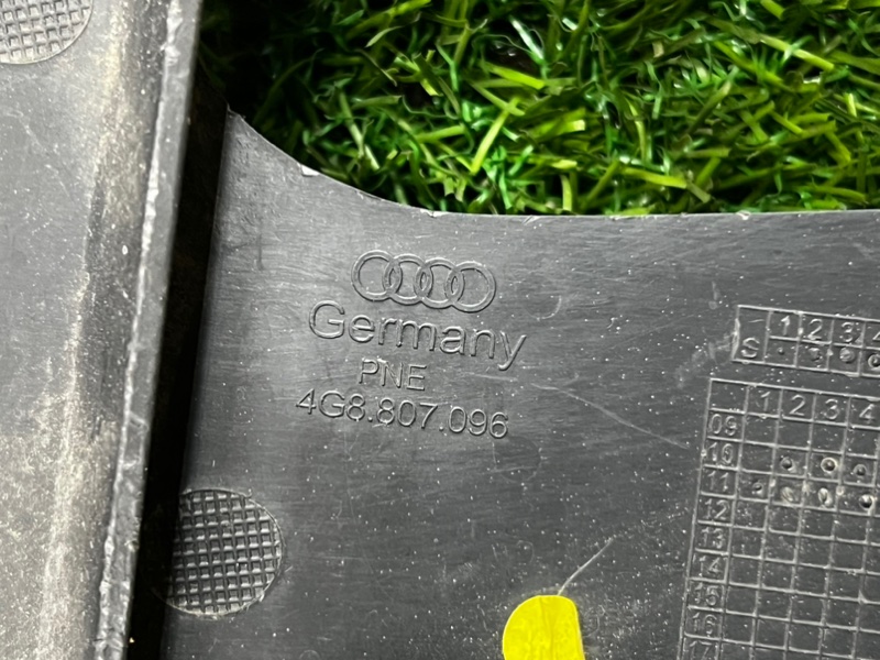 Кронштейн бампера AUDI A7 SPORTBACK 2011 4G