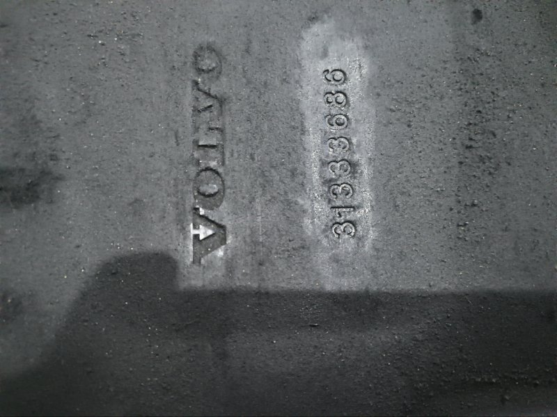 Защита двигателя VOLVO V60 2011 FW48