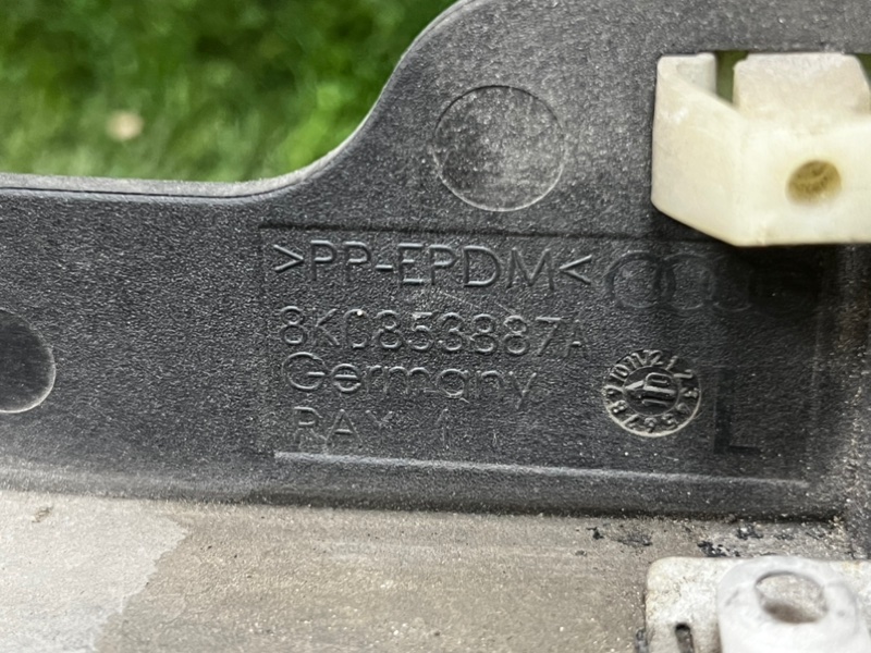 Брызговик AUDI A4 2013 B8