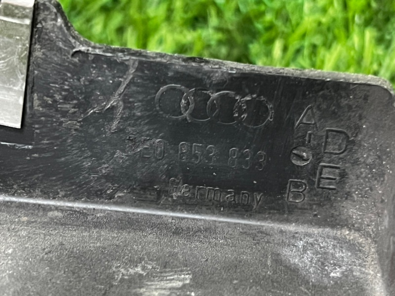 Брызговик AUDI A4 2005 B7