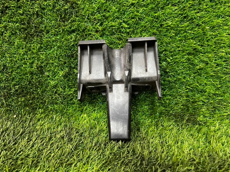 Крепление бампера AUDI A7 SPORTBACK 2011 4G