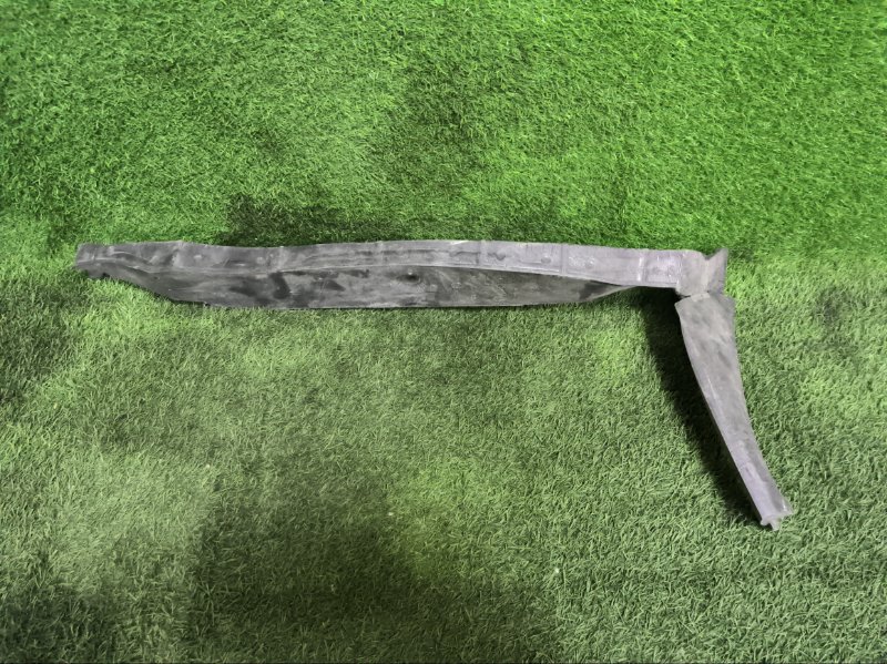 Пыльник крыла AUDI A8 2011 D4