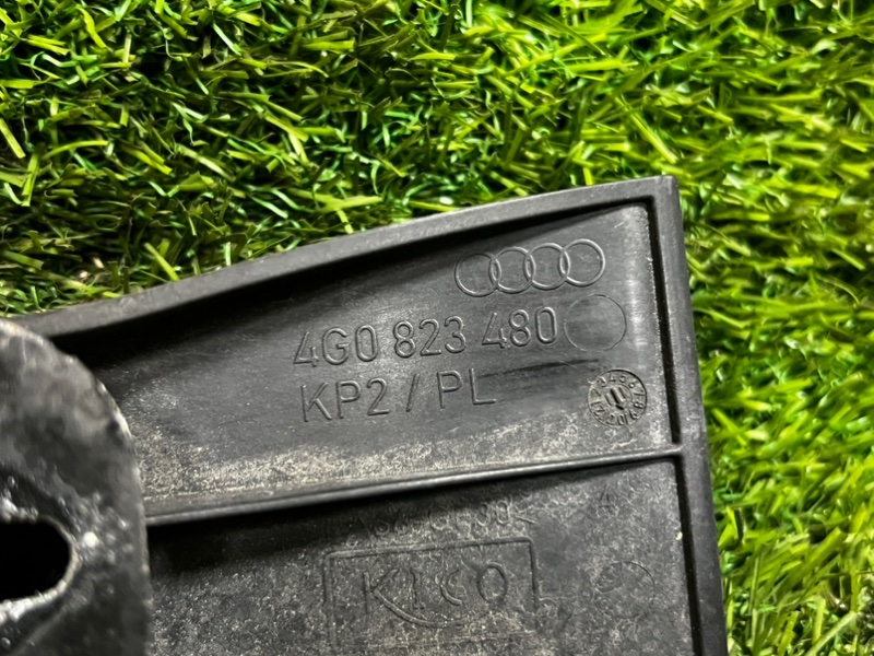 Замок капота AUDI A6 C7 AVANTE 2012 4G