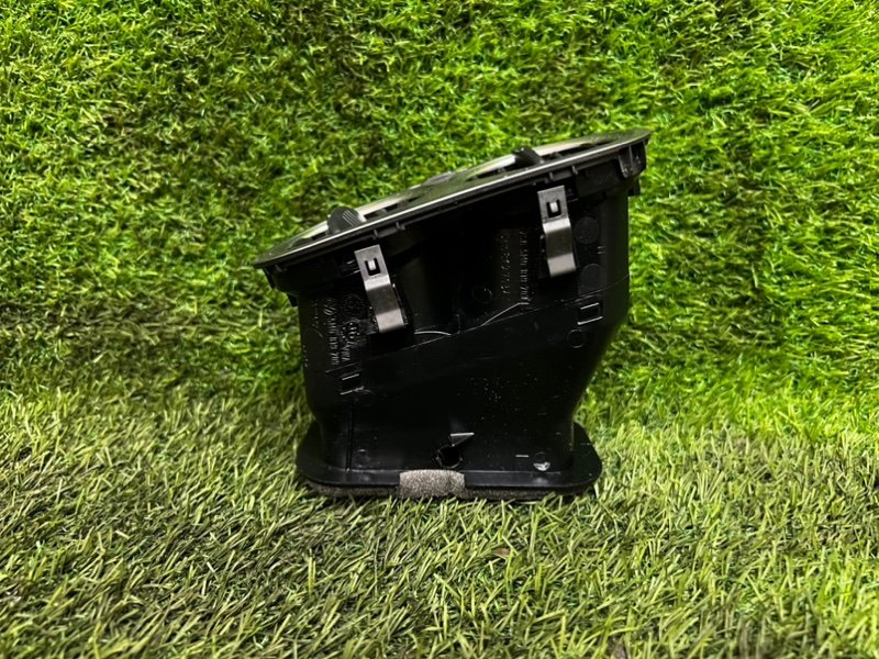 Дефлектор воздушный VOLKSWAGEN TIGUAN 2009 5N1