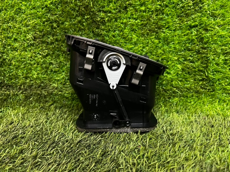 Дефлектор воздушный VOLKSWAGEN TIGUAN 2009 5N1