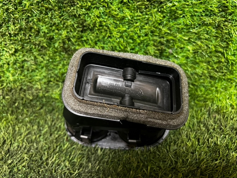 Дефлектор воздушный VOLKSWAGEN TIGUAN 2009 5N1