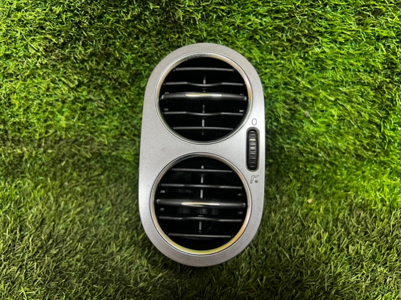 Дефлектор воздушный VOLKSWAGEN TIGUAN 2009 5N1