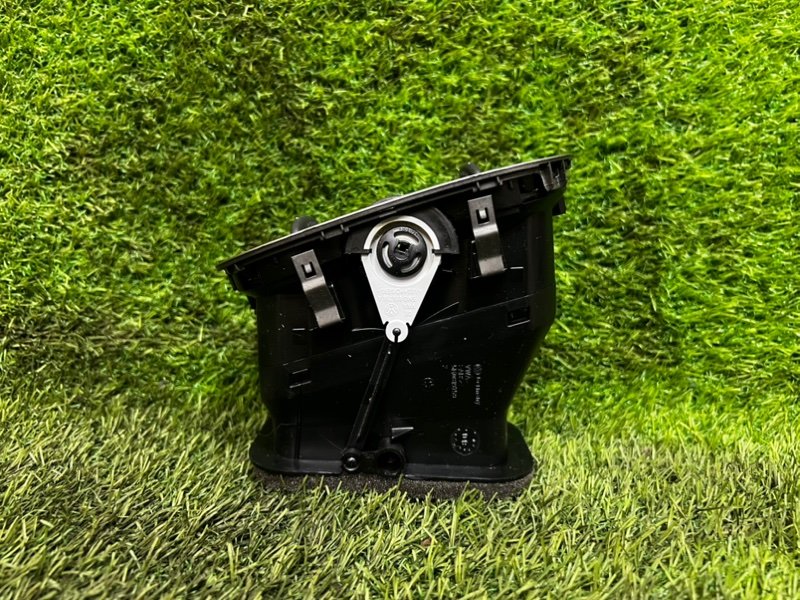 Дефлектор воздушный VOLKSWAGEN TIGUAN 2009 5N1